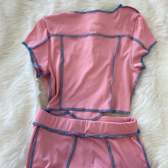 two-piece set - Picture 3 of 4